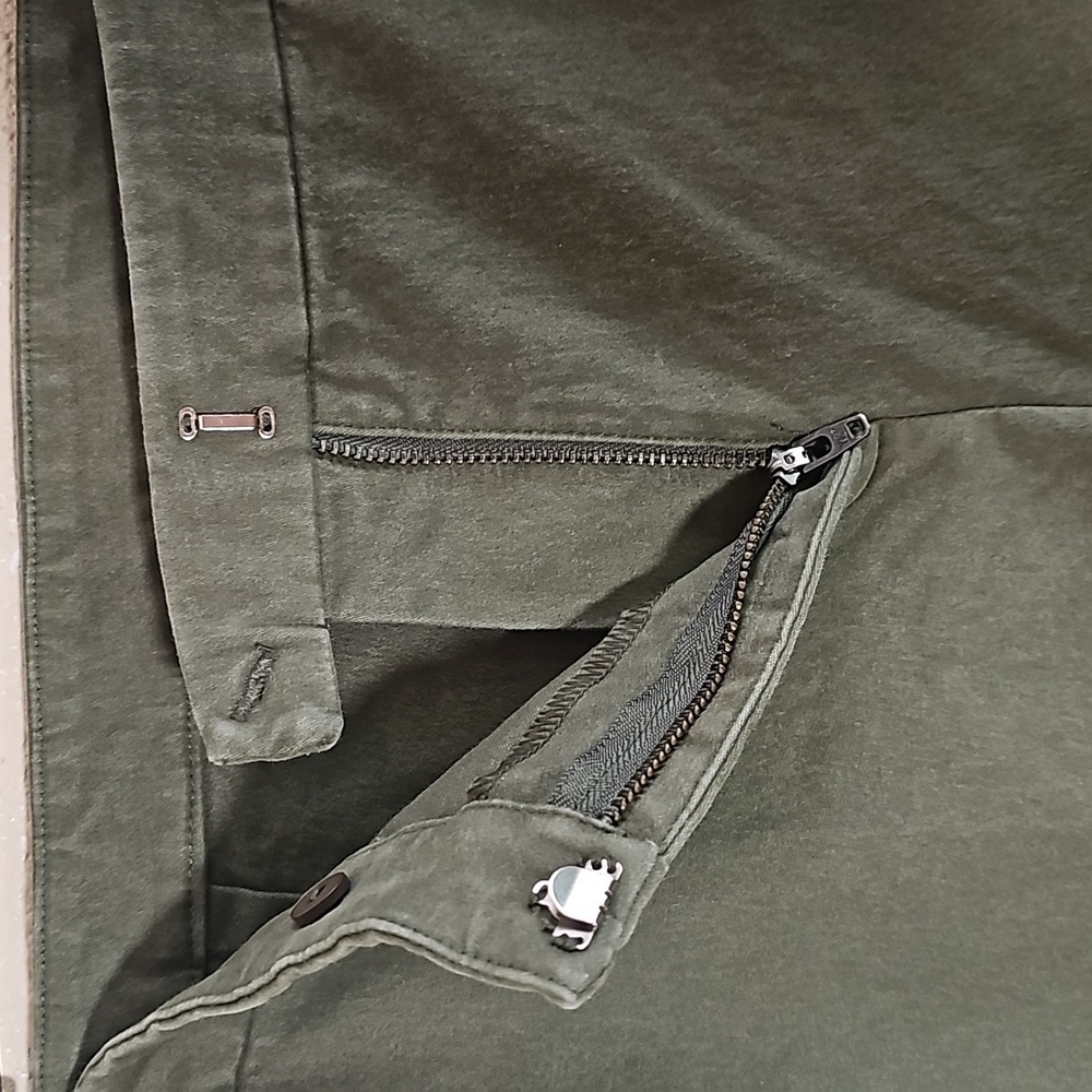 Scripted Cropped Ruffle Pants. - image 5